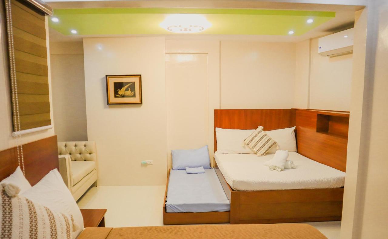 Youhan Beach Resort Сан-Антонио Экстерьер фото