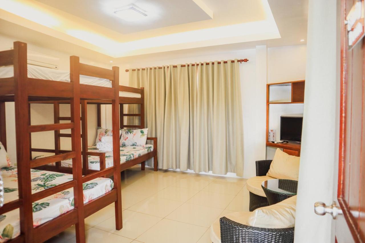Youhan Beach Resort Сан-Антонио Экстерьер фото